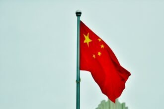 A maior marca de celulares da China chega ao Brasil e promete inovação