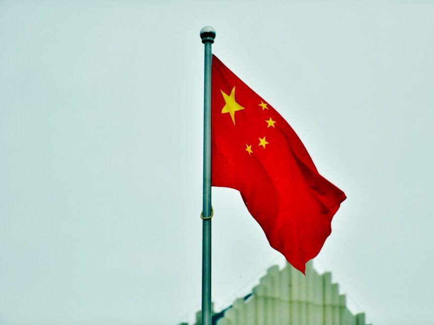 A maior marca de celulares da China chega ao Brasil e promete inovação
